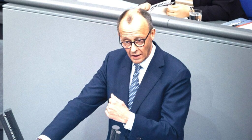 I piani di Thyssenkrupp per quotare in Borsa la propria divisione di navi da guerra e sottomarini in una Germania che corre al riarmo aiuti di Stato