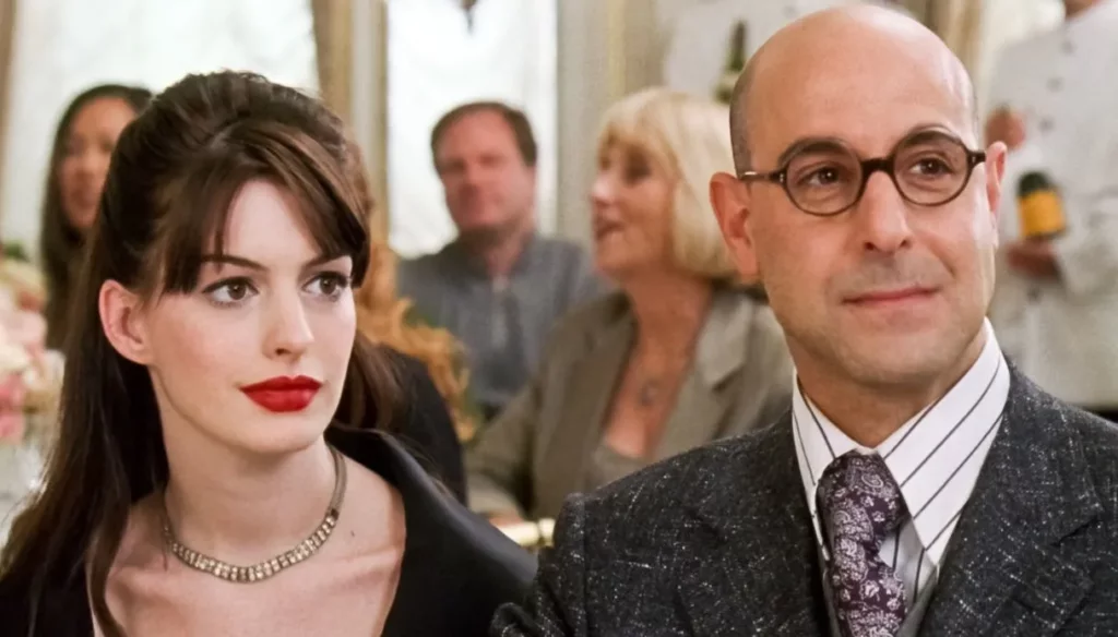 anne hathaway stanley tucci diavolo veste prada.jpg