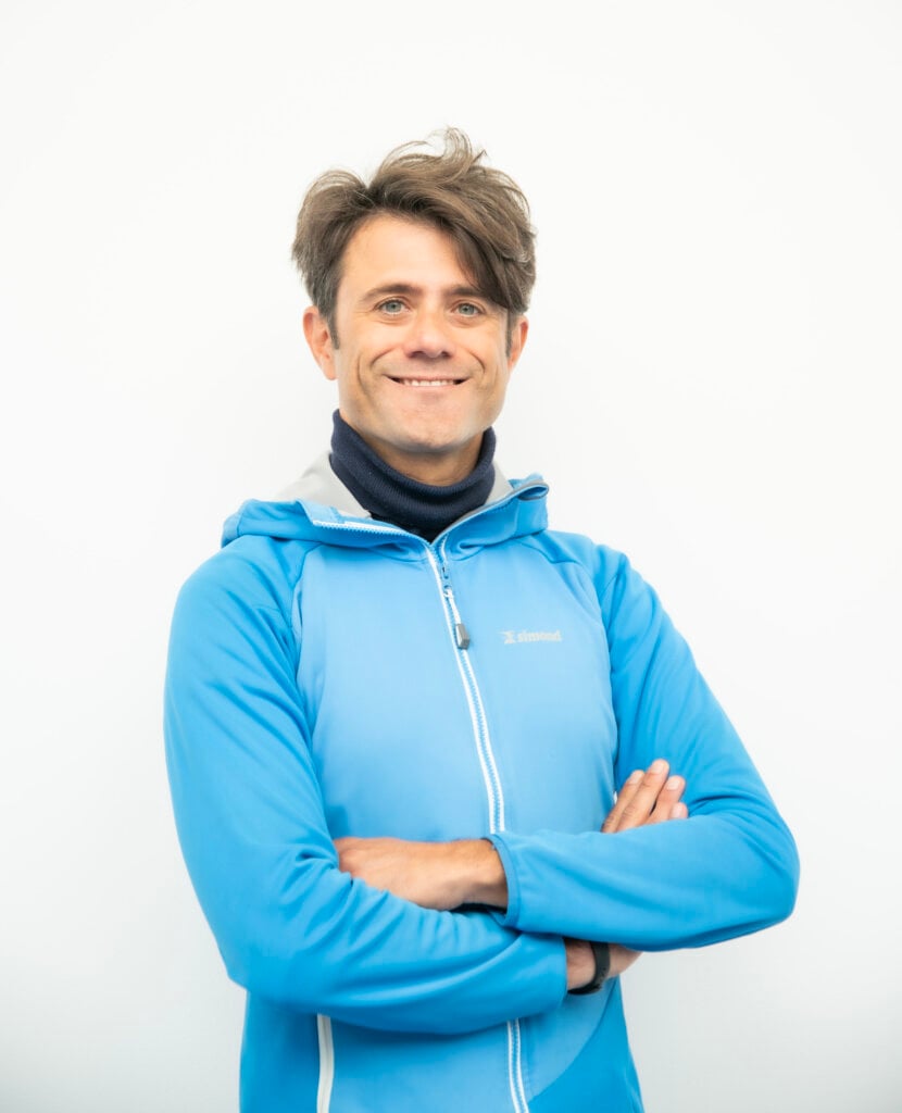 Mindfulness tra i Navigli su una tavola da SUP. «Così pagaiamo nel cuore di Milano tra sport e meditazione» stefano borzacchiello