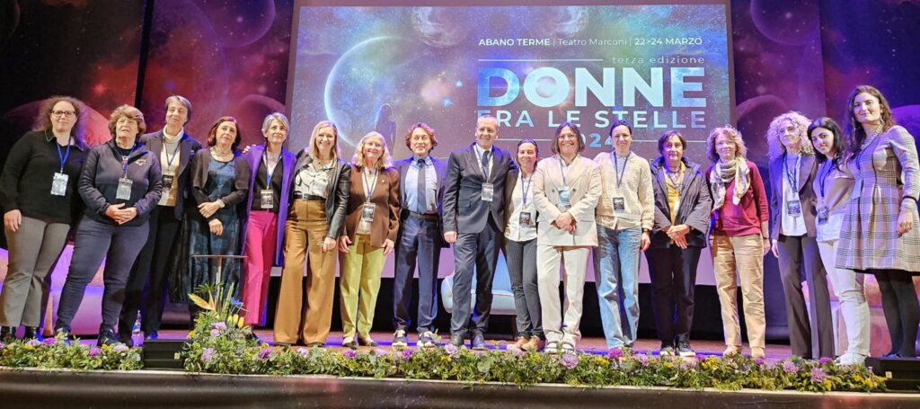 Stelle, femminile plurale. «Solo così diventeremo la prima specie interplanetaria» donne tra le stelle coro