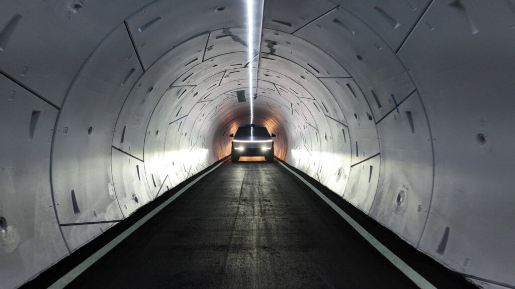 Guai per i tunnel di Elon Musk. Stop al cantiere sotterraneo verso l’aeroporto di Las Vegas a causa di un incidente sul lavoro. E non è il primo