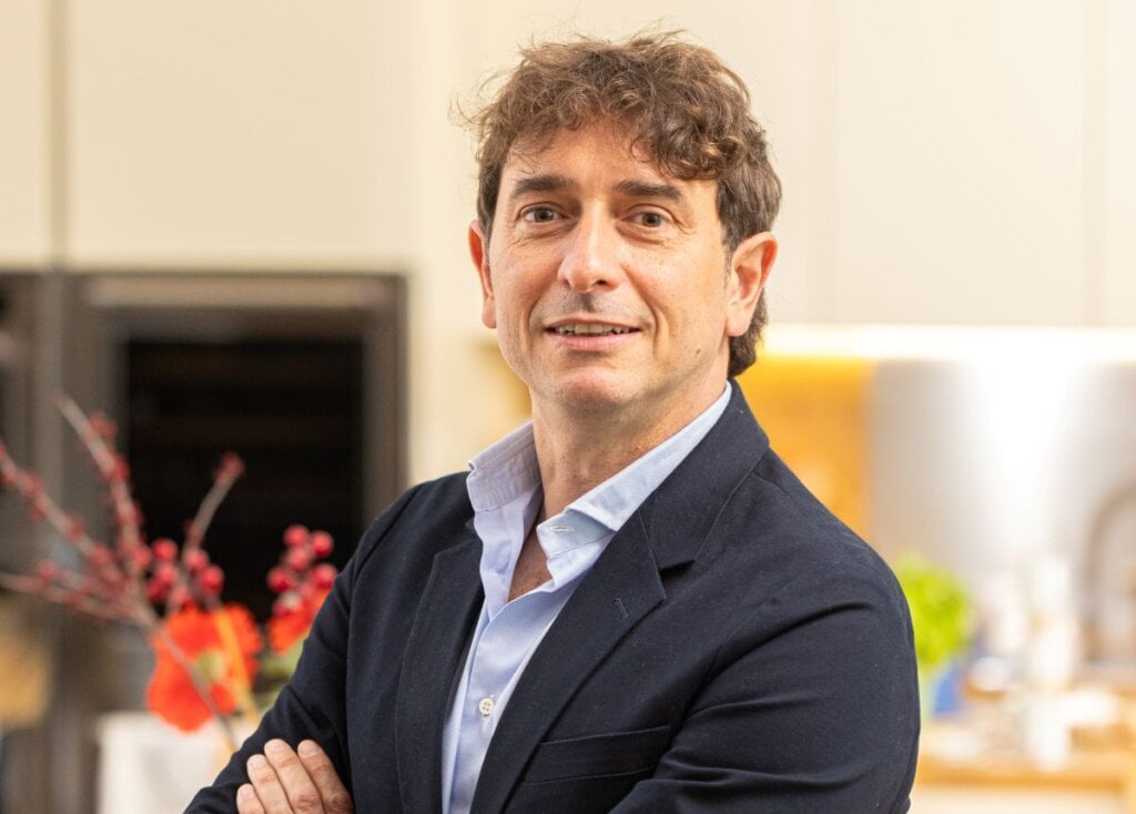 L’investitore con le mani in pasta. «Dalle cuoche di Cesarine di Bologna la lezione per le startup: tutto passa dalla community» Davide Maggi e1758101642368