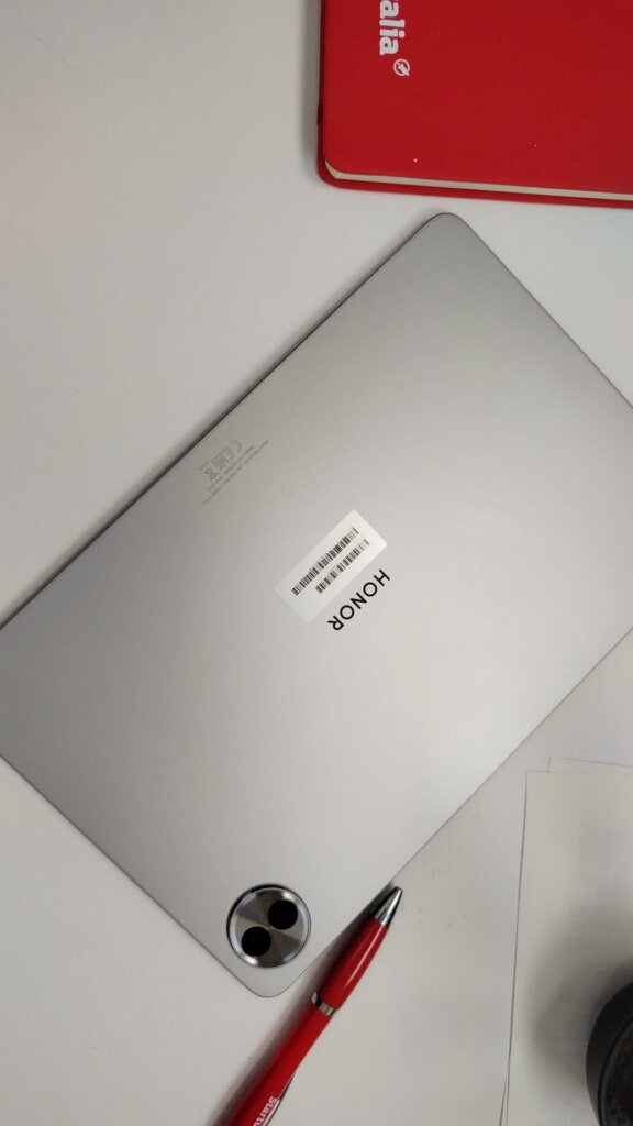 La nostra rassegna di device smart da tenere d'occhio (per regalare o regalarsi) in vista del Black Friday black friday device 27