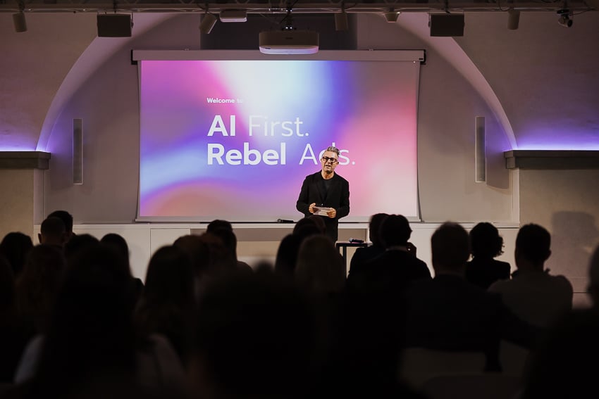 Utilizzare l’AI per una comunicazione più intelligente e umana. Di che cosa si è parlato ad AI FIRST. REBEL ADS? Startup Italia 8ottobre 2025 33