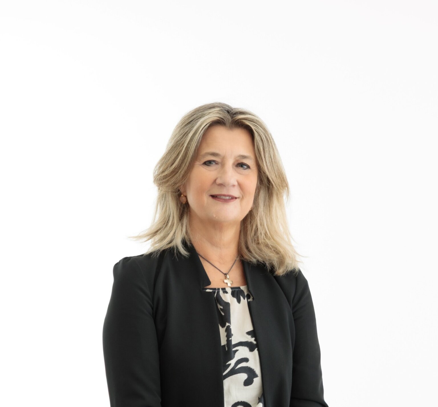 Quali sono le tendenze dei media nell’era algoritmica? Manuela Paoletti Media Practice President dentsu Italia scaled e1761660879208