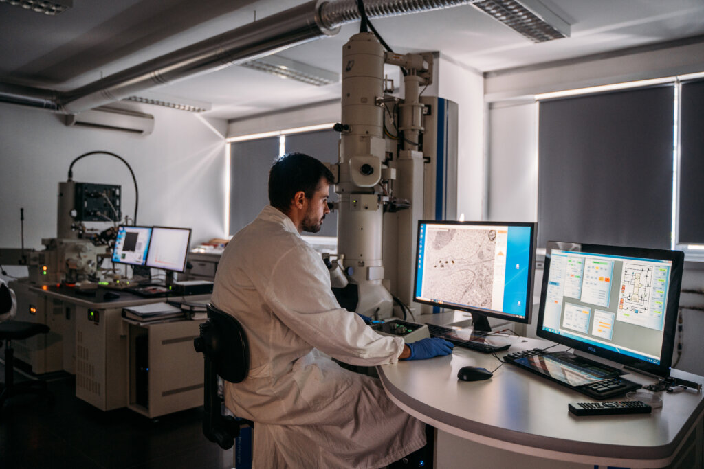 La battaglia plurale per una salute Plastic Free. «Insieme studiamo gli effetti delle nanoplastiche sul cervello» Plasticfree 37