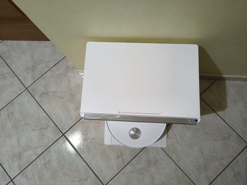 Dreame Aqua10 Ultra Track Complete, il robottino lavapavimenti che può arrivare davvero ovunque? Dreame Aqua10 Ultra Track Complete 3